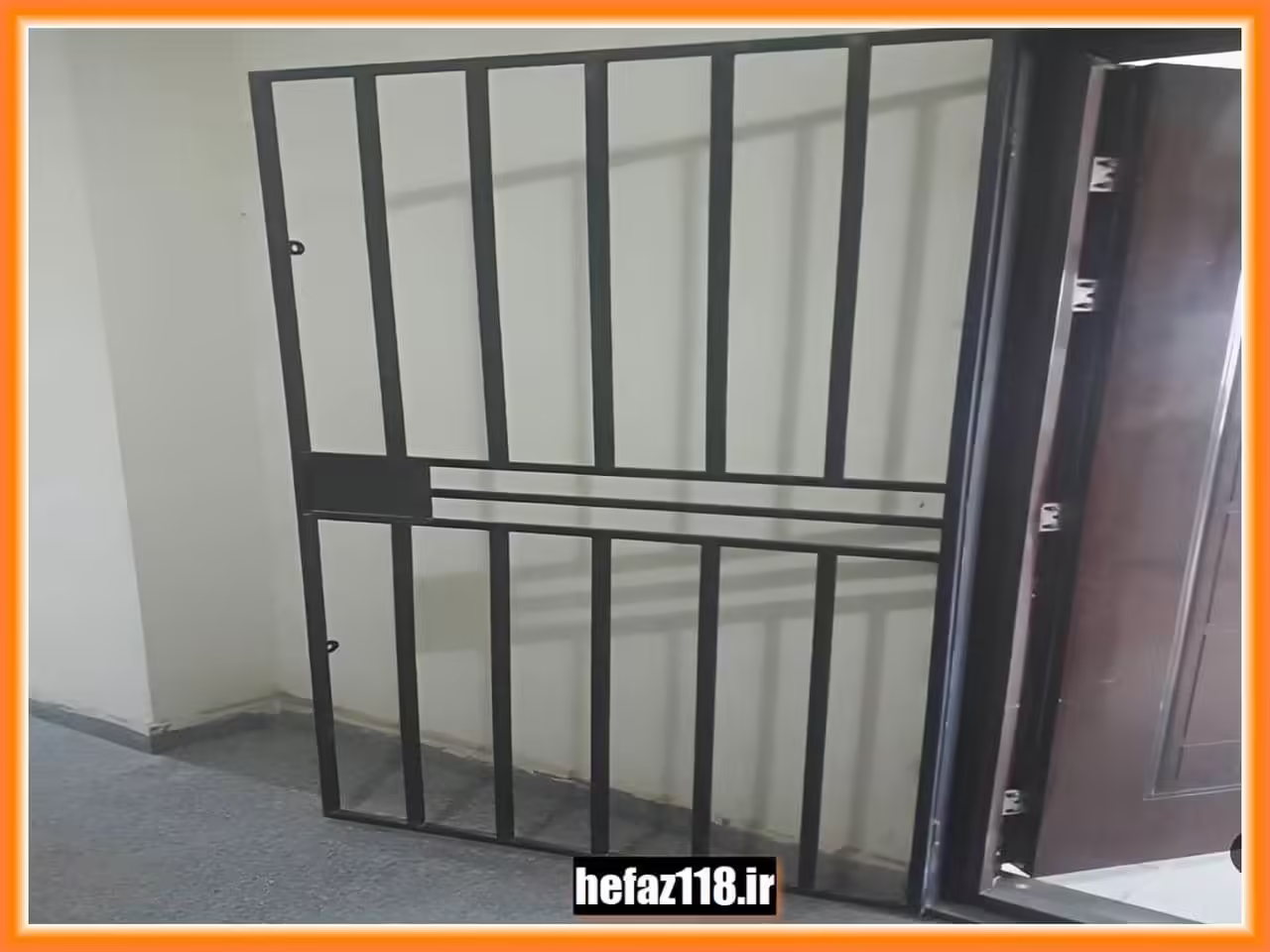 ویژگی های حفاظ درب آپارتمان لولایی