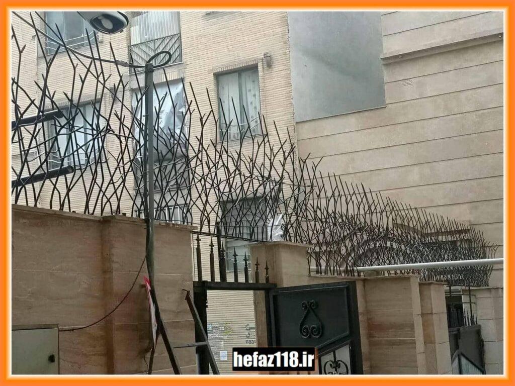 نرده حفاظ دیوار ساده