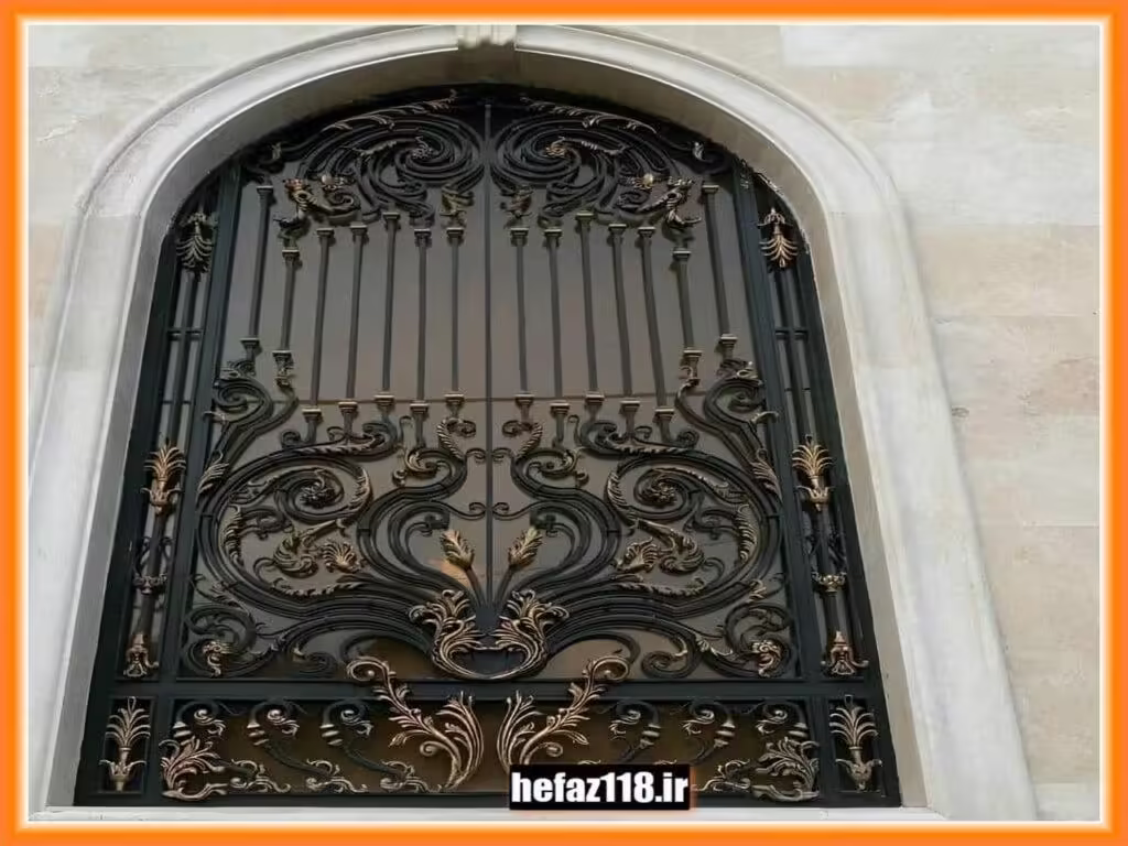 استفاده از نرده آهنی پنجره