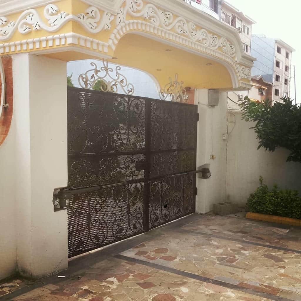 جک درب پارکینگ در سنندج