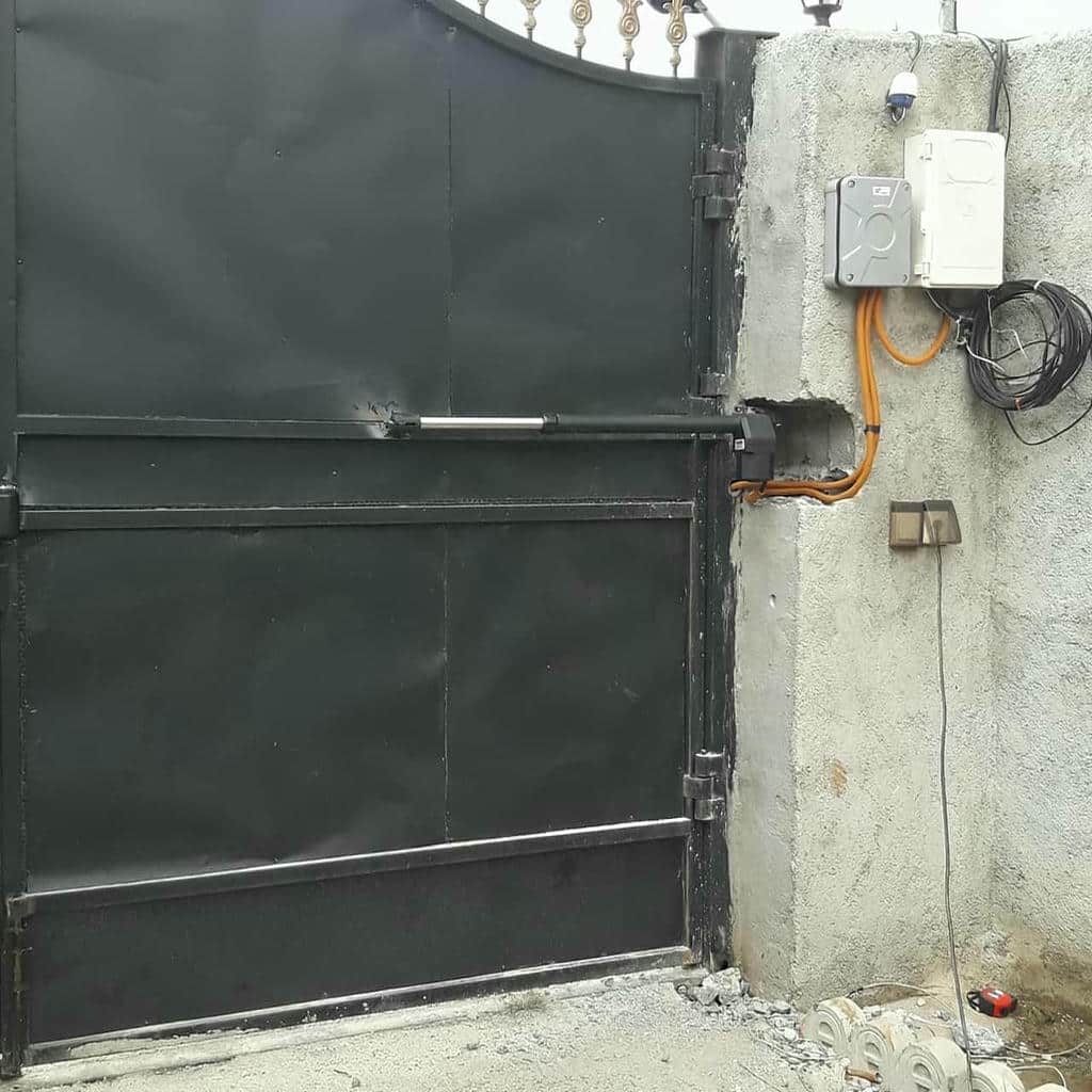 نصب جک درب پارکینگ تراز دقیق در نظرآباد