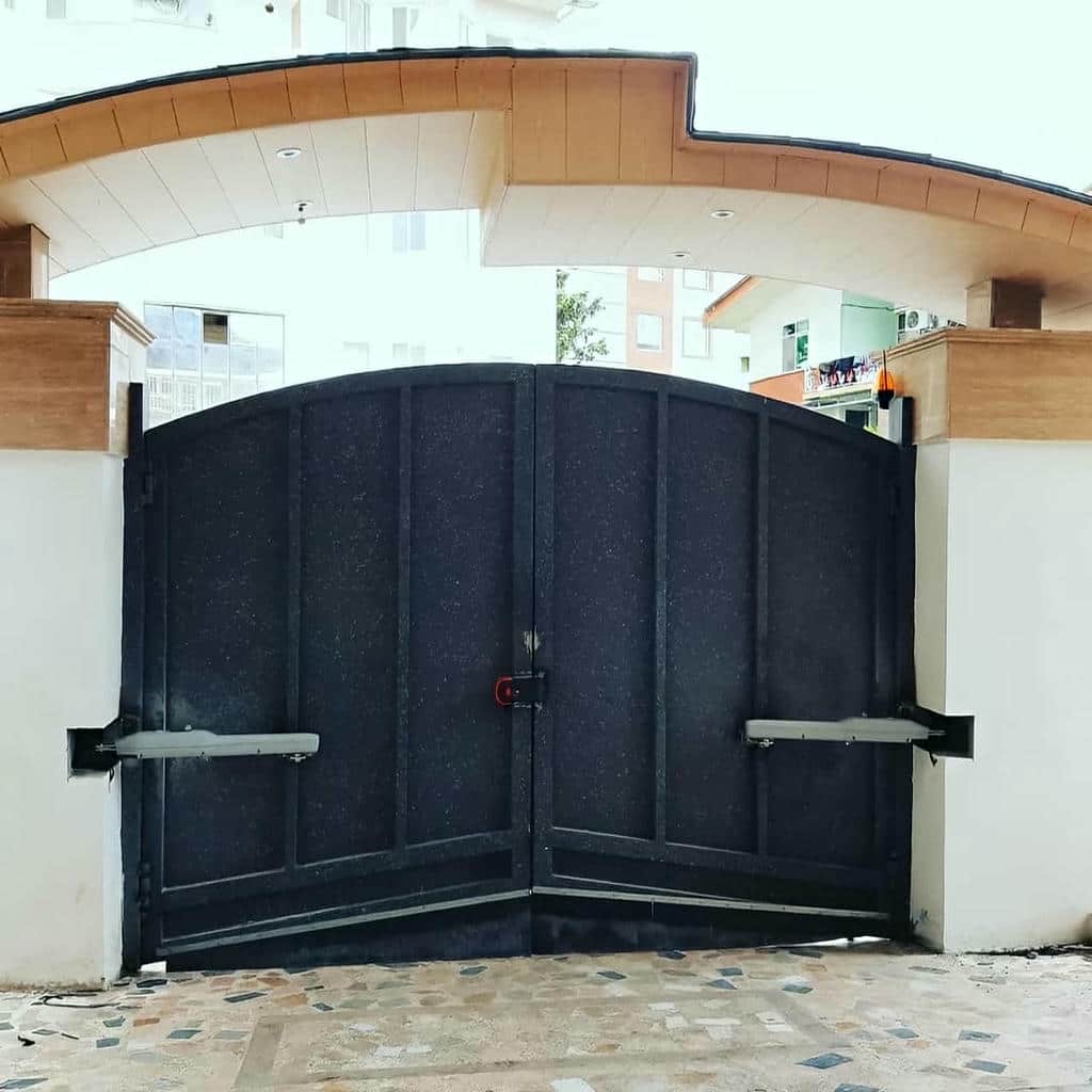 جک درب پارکینگ در بیرجند