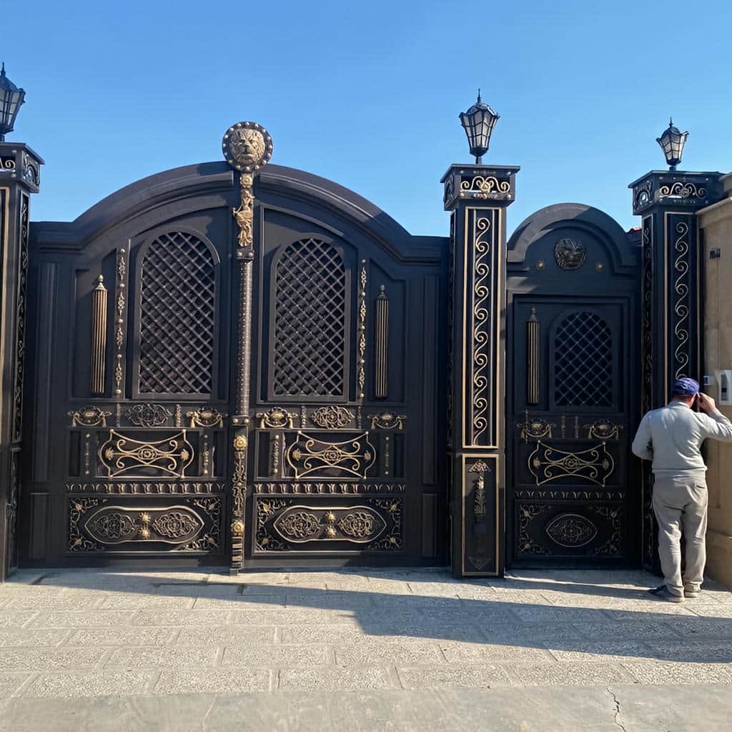 نصب درب حیاط و ویلا فلزی مدرن در استان خوزستان