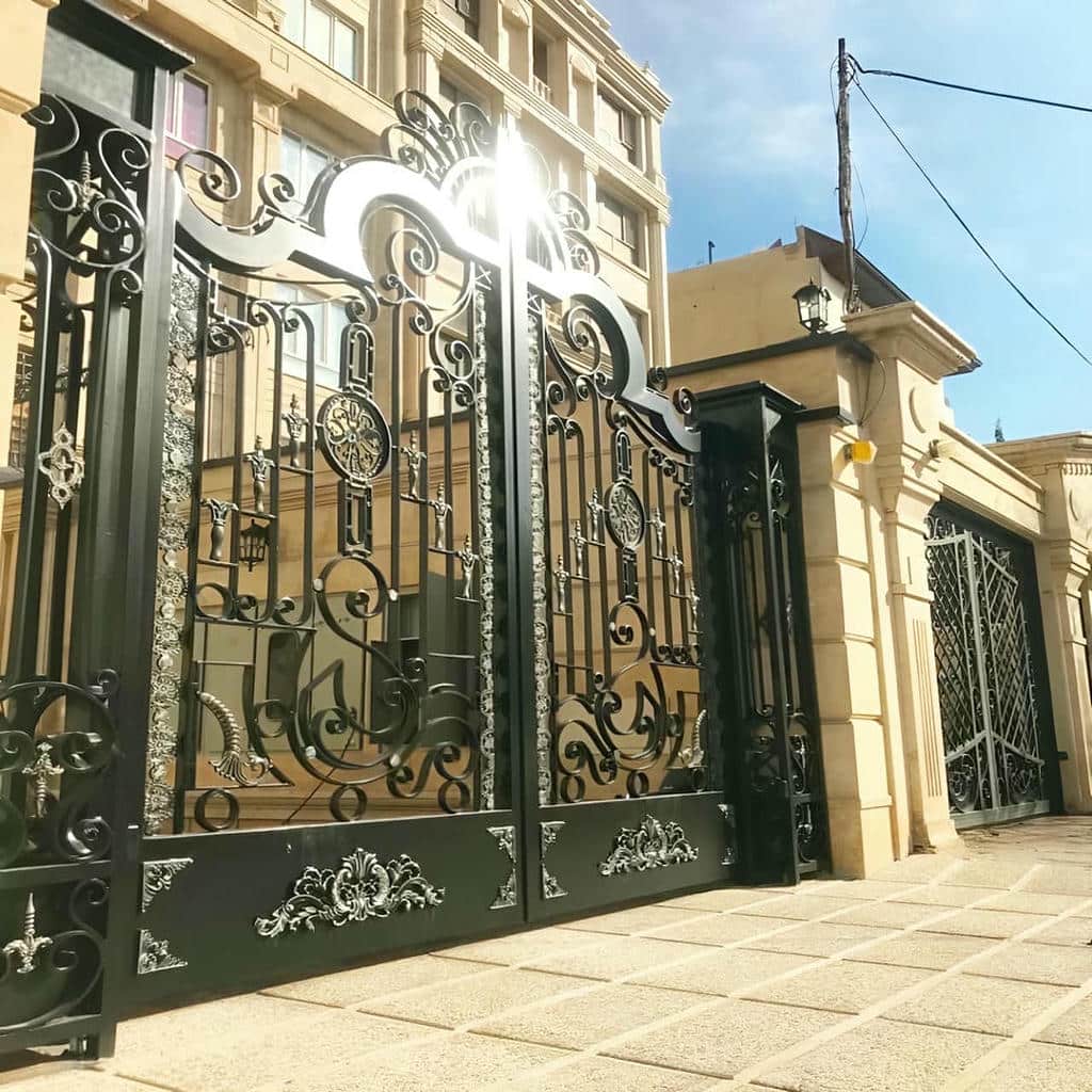 نصب درب حیاط ویلایی در پرند