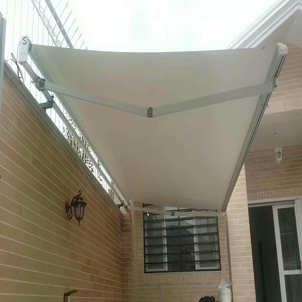 سایبان برقی در بندر دیلم