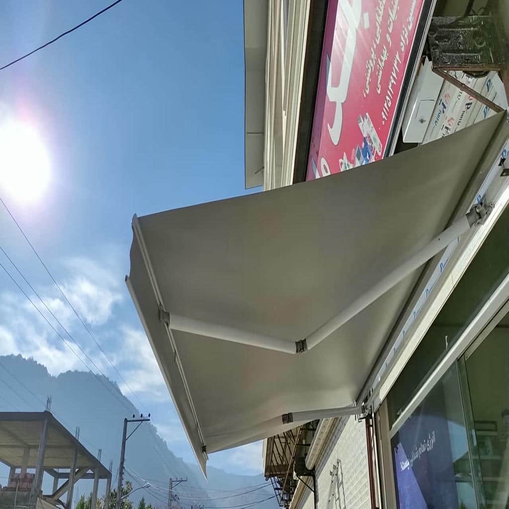 سایبان برقی در یاسوج