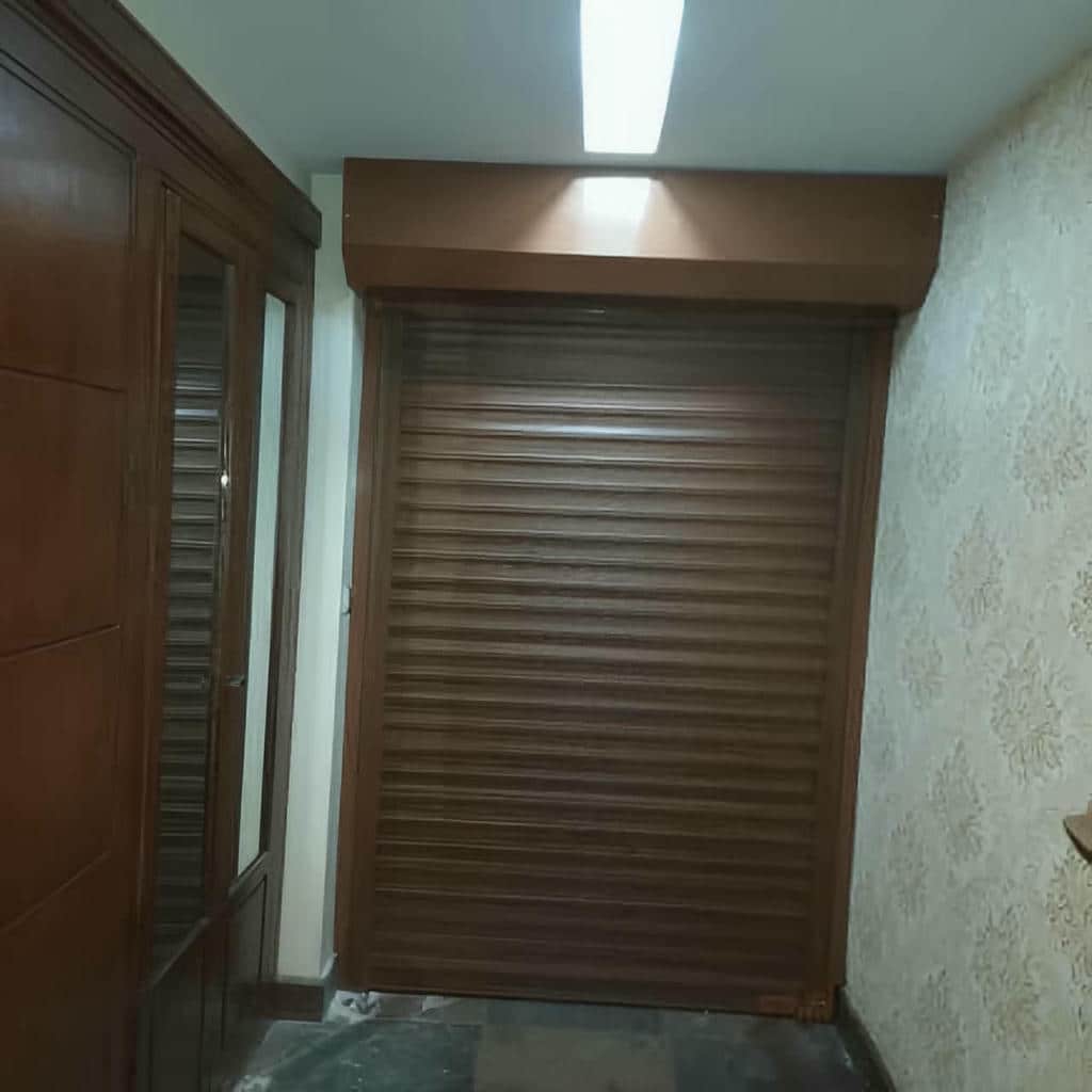 نصب کرکره برقی پارکینگ در استان گلستان