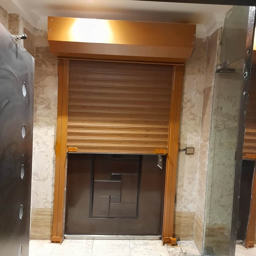 نصب کرکره برقی پارکینگ در کرمانشاه