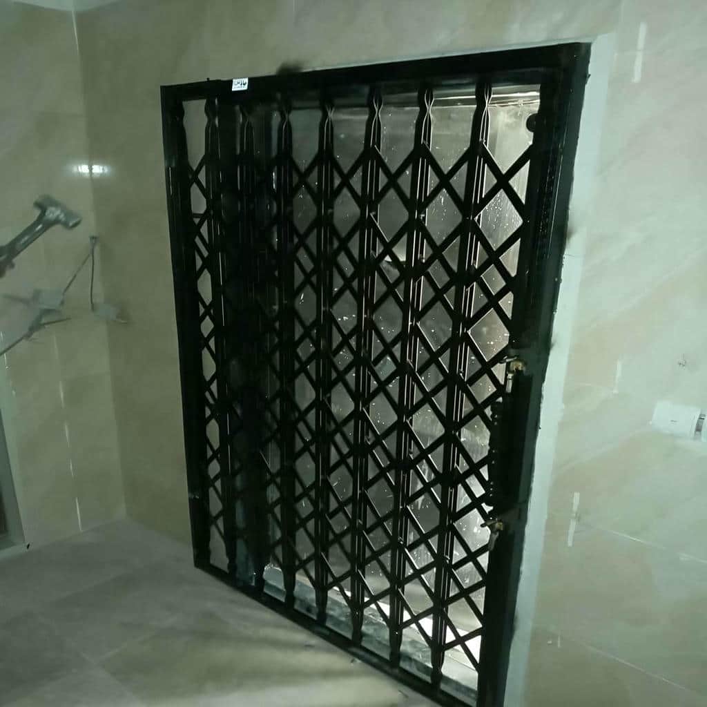 قیمت درب حفاظ آکاردئونی سه گل در پرند