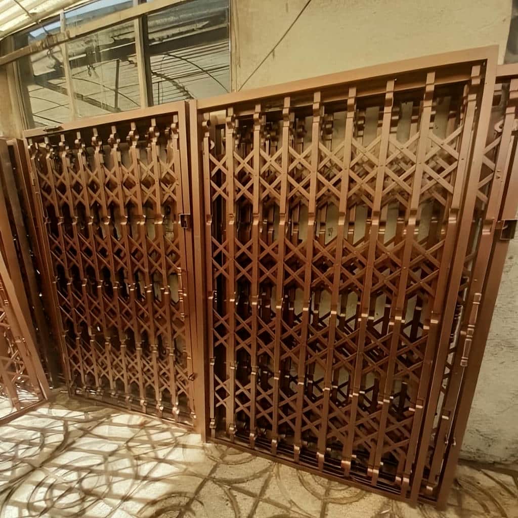 خرید درب حفاظ آکاردئونی دوگل در کیش