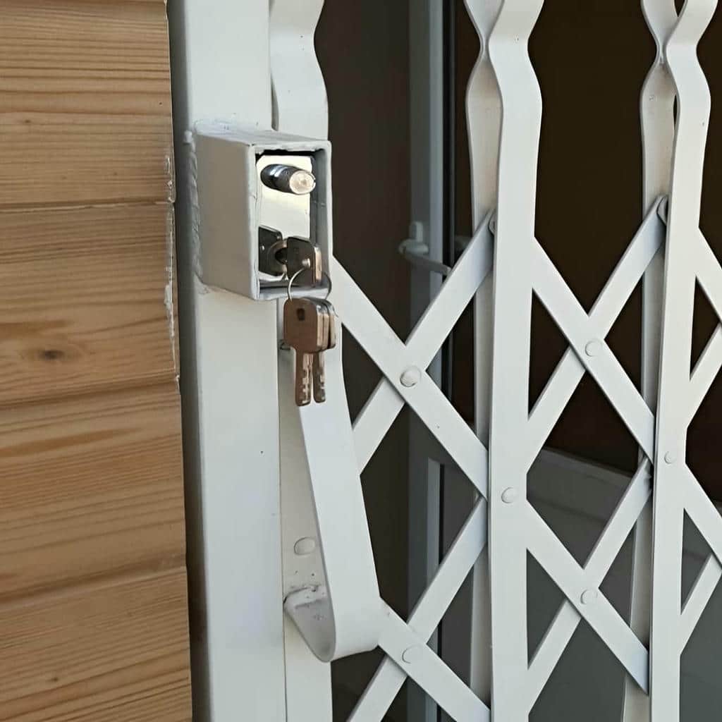فروش درب حفاظ آکاردئونی ریل استاندارد در قائمشهر
