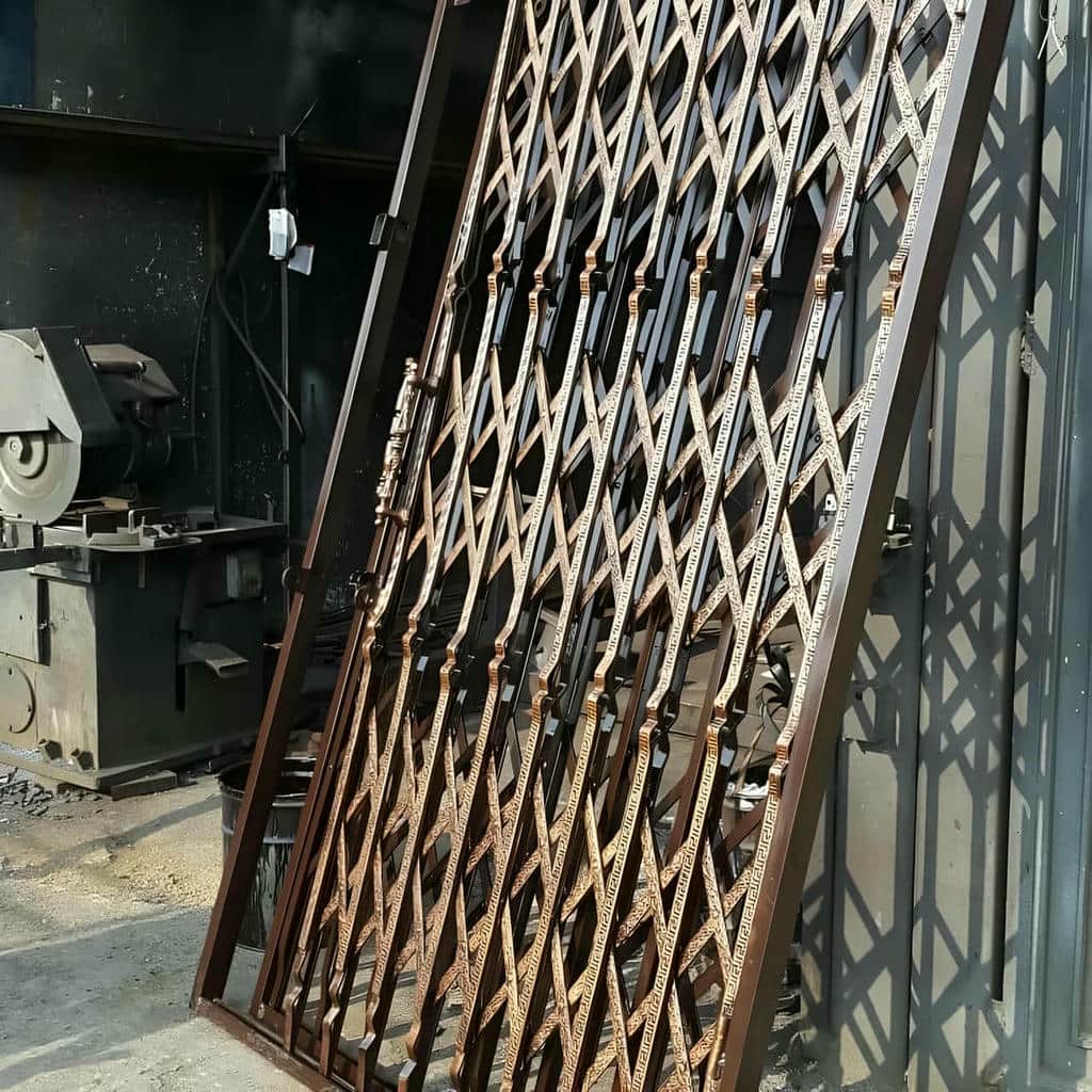 درب حفاظ آکاردئونی در کرج
