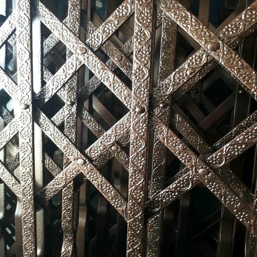 نصب درب حفاظ آکاردئونی تمام گل در کرج