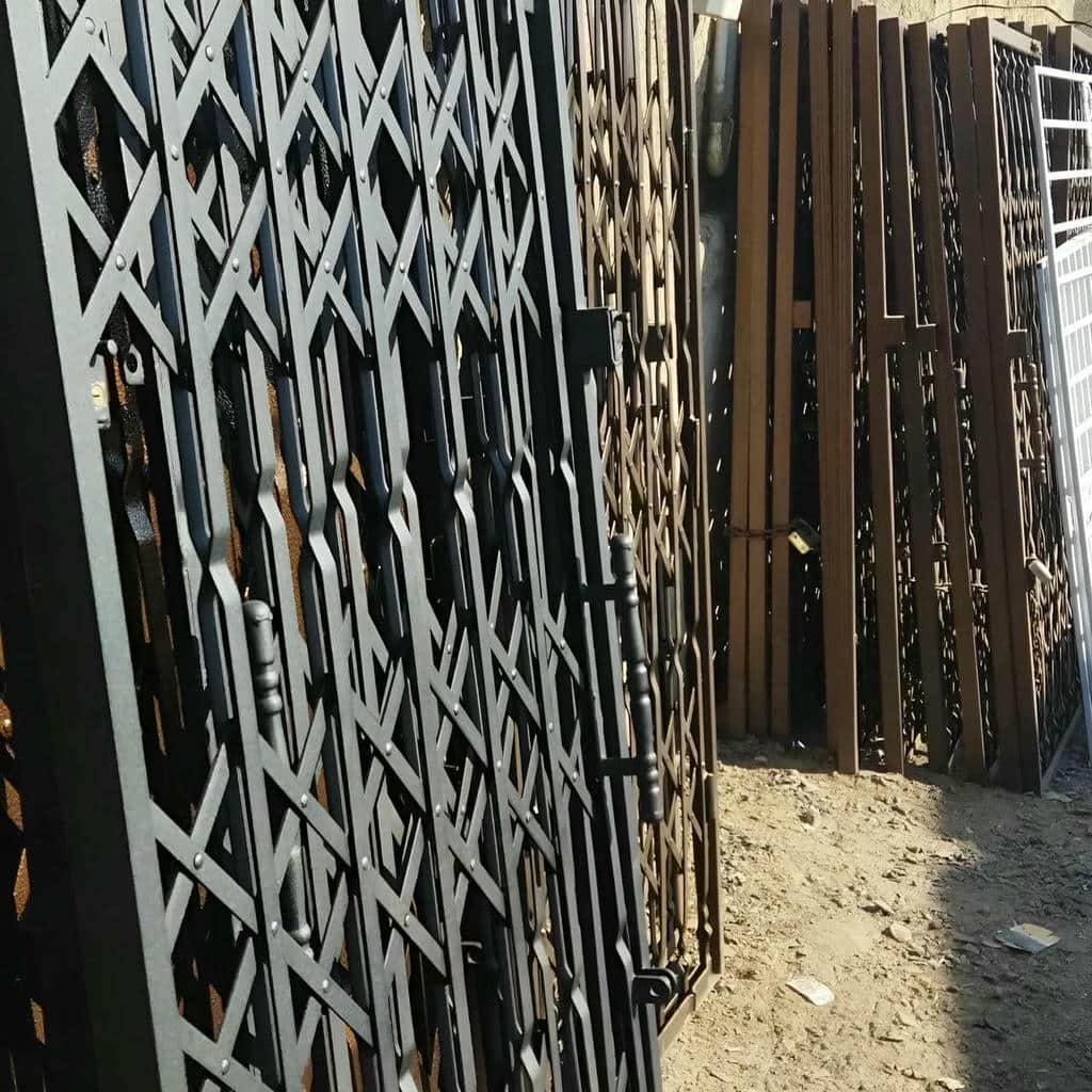 فروش درب حفاظ آکاردئونی ریل استاندارد در تبریز