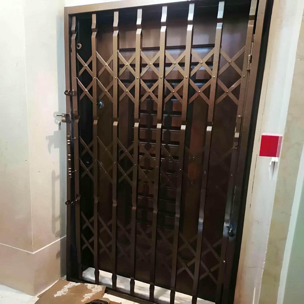 فروش درب حفاظ آکاردئونی ریل استاندارد در کرمانشاه