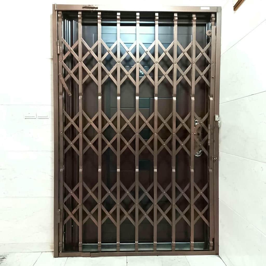 قیمت درب حفاظ آکاردئونی سه گل در اصفهان
