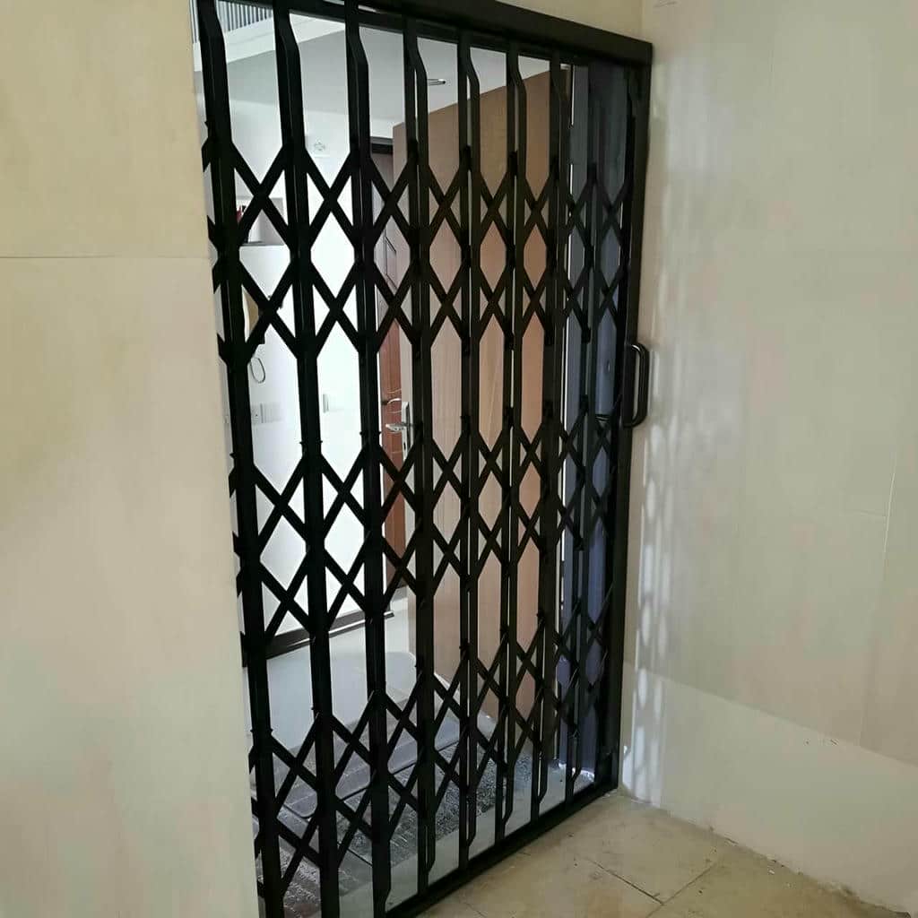 کارخانه درب حفاظ آکاردئونی ریل استاندارد در کاشان