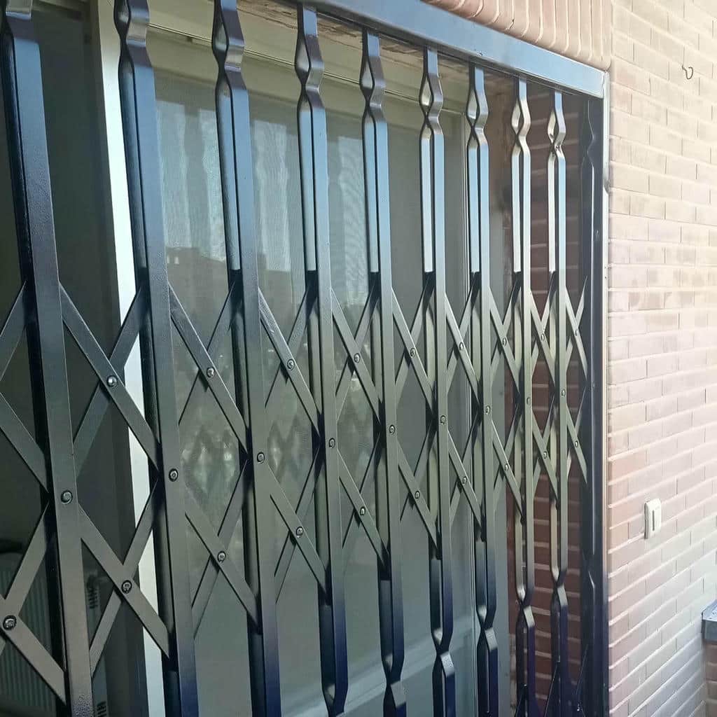 قیمت درب حفاظ آکاردئونی حفاظ پشت درب در سیرجان