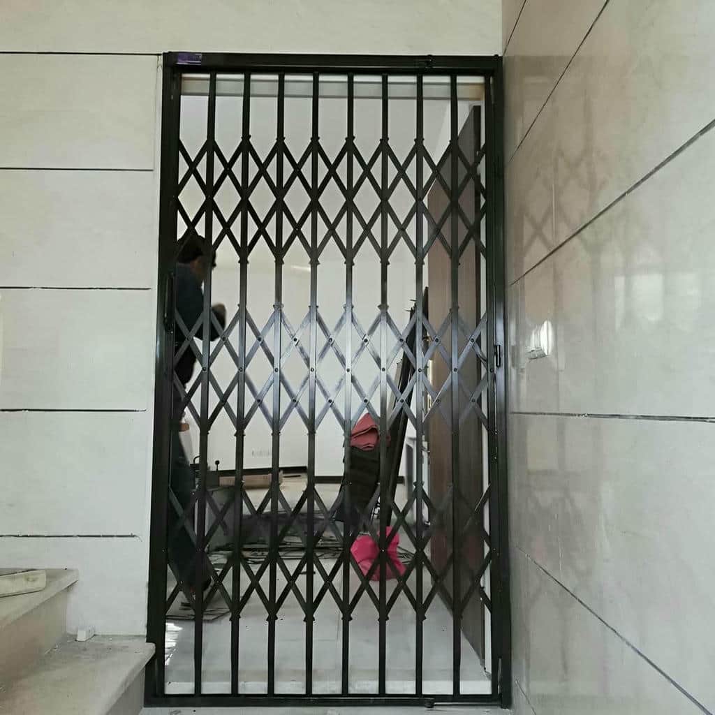 کارخانه درب حفاظ آکاردئونی قفل ضدبرش در قائمشهر