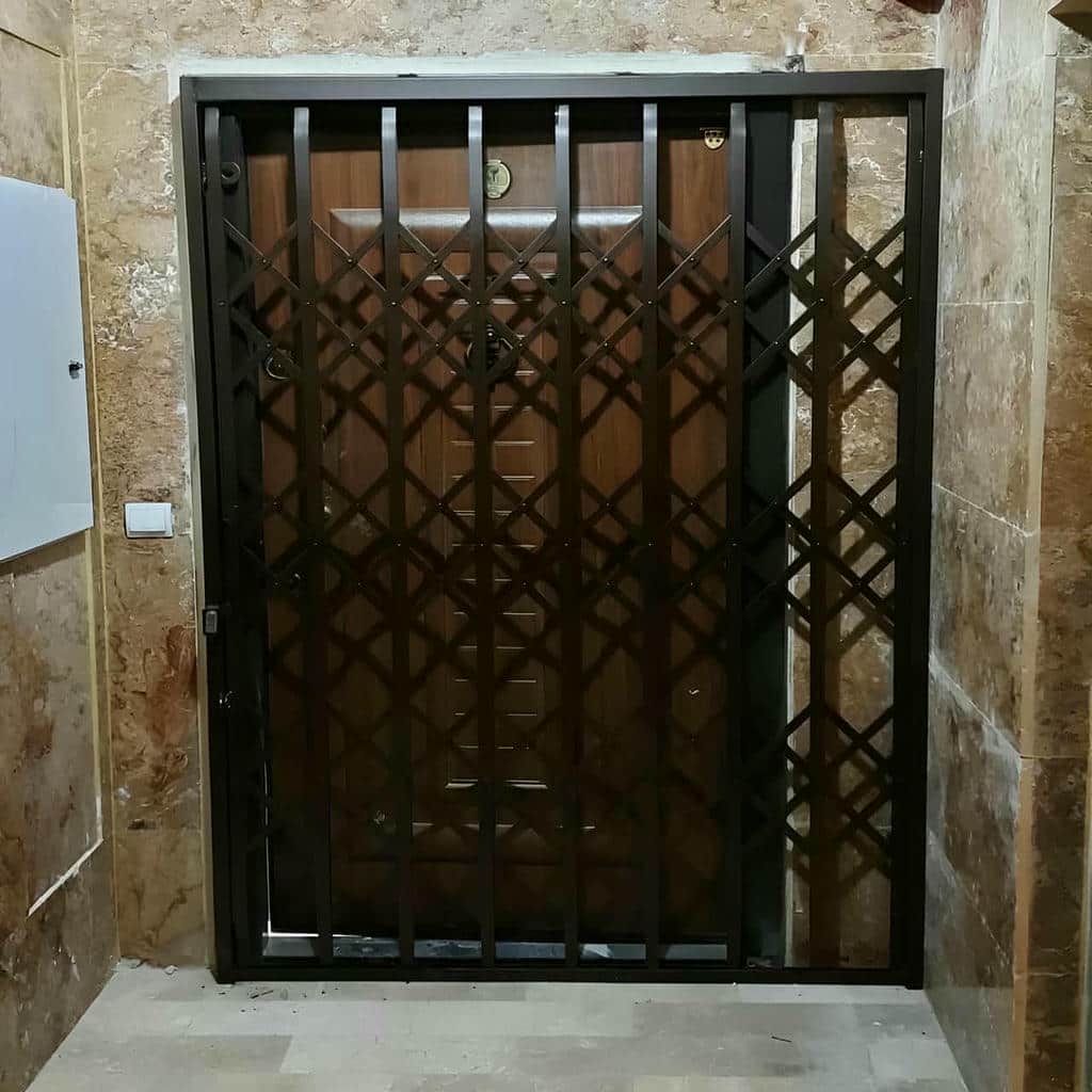 قیمت درب حفاظ آکاردئونی سه گل در تبریز