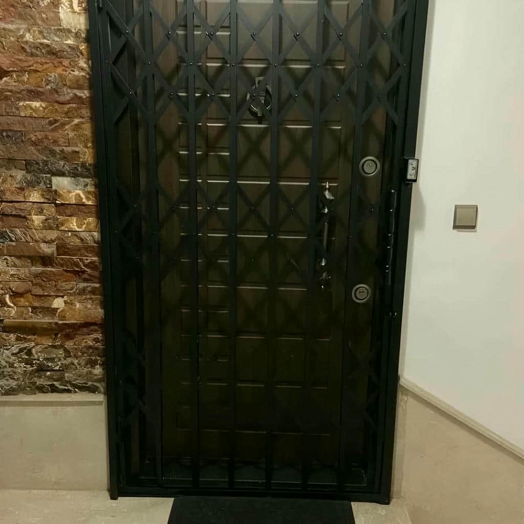 خرید درب حفاظ آکاردئونی دوگل در بندر لنگه