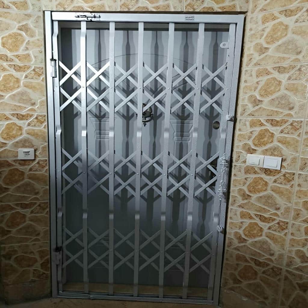 خرید درب حفاظ آکاردئونی قفل ضدبرش در بندر انزلی