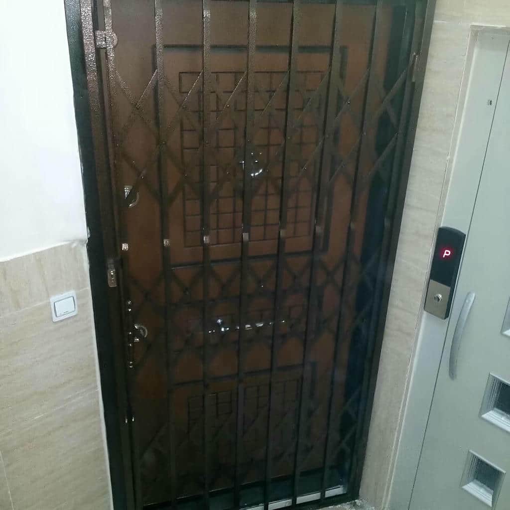 خرید درب حفاظ آکاردئونی قفل ضدبرش در رشت