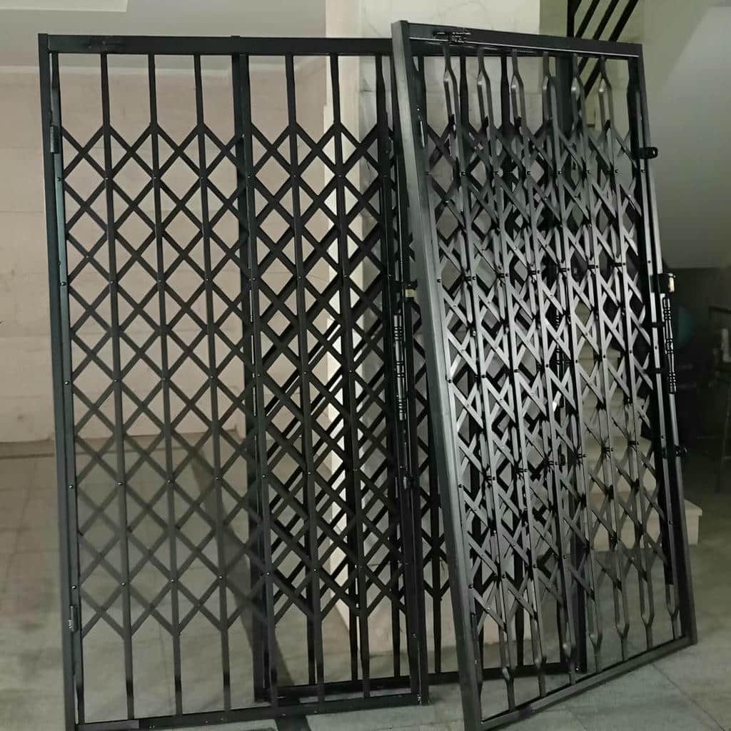 درب حفاظ آکاردئونی در نظرآباد