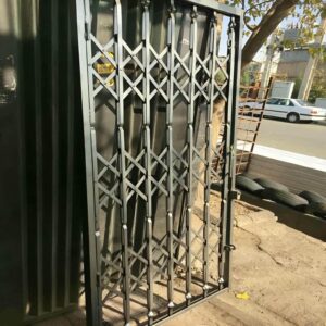 درب حفاظ آکاردئونی در فردیس کرج