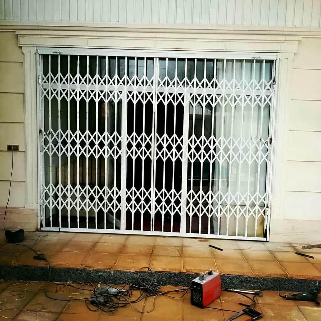 خرید درب حفاظ آکاردئونی دوگل در هشتگرد