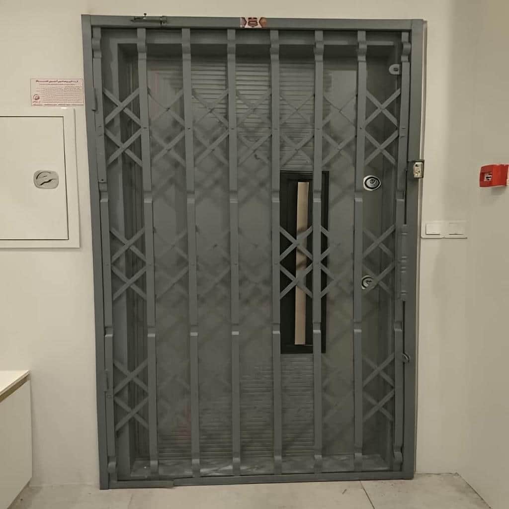 کارخانه درب حفاظ آکاردئونی ریل استاندارد در استان مازندران