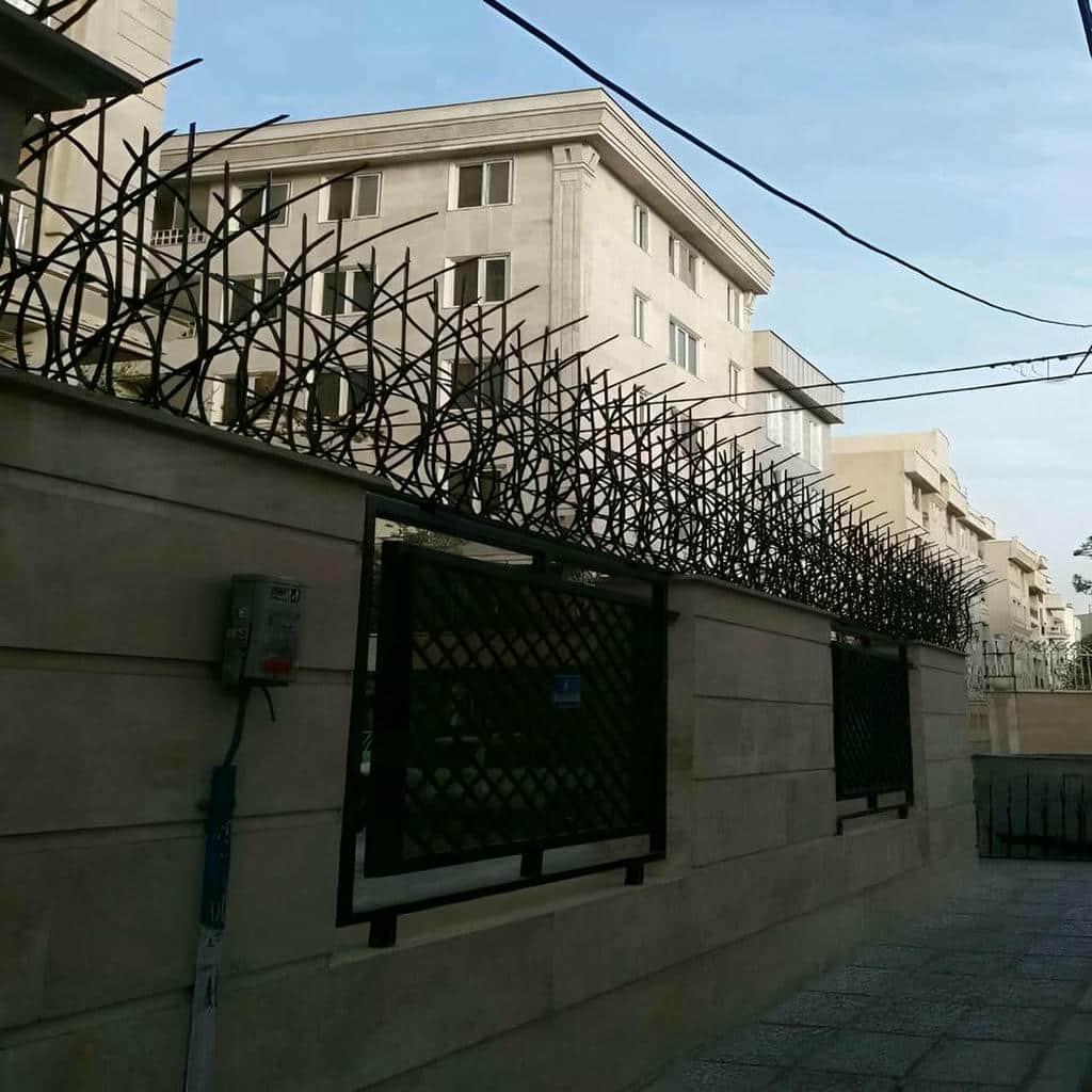 حفاظ شاخ گوزنی در عظیمیه کرج