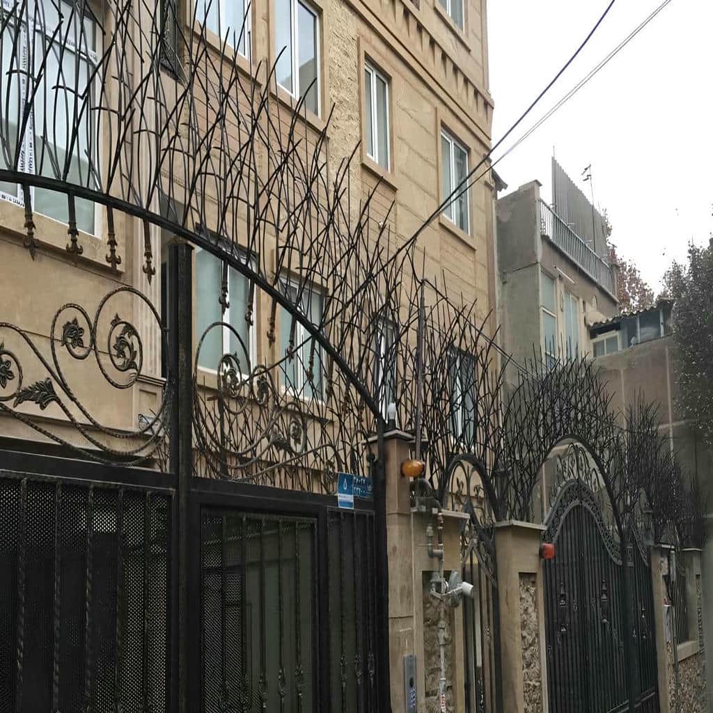 نصب حفاظ شاخ گوزنی رنگ کوره ای در نیشابور