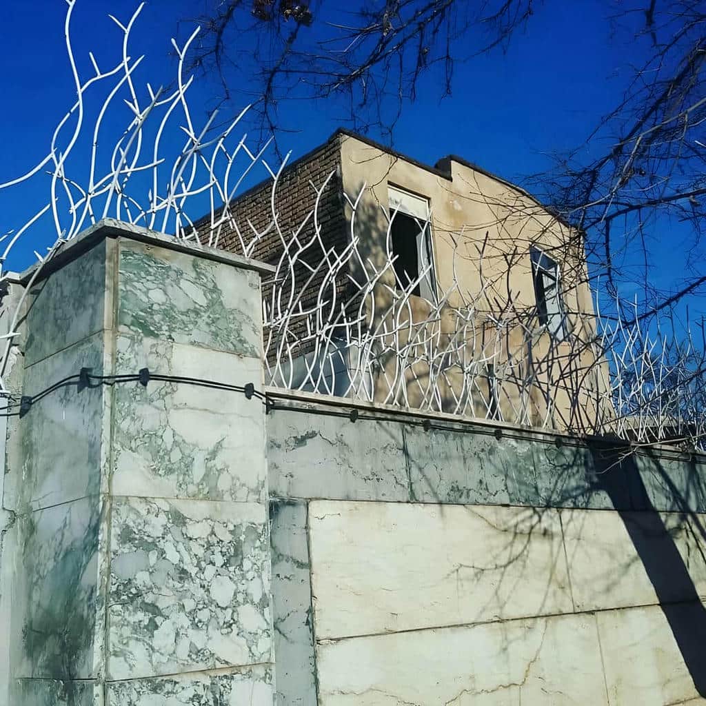 خرید حفاظ شاخ گوزنی ارتفاع متناسب در استان گیلان