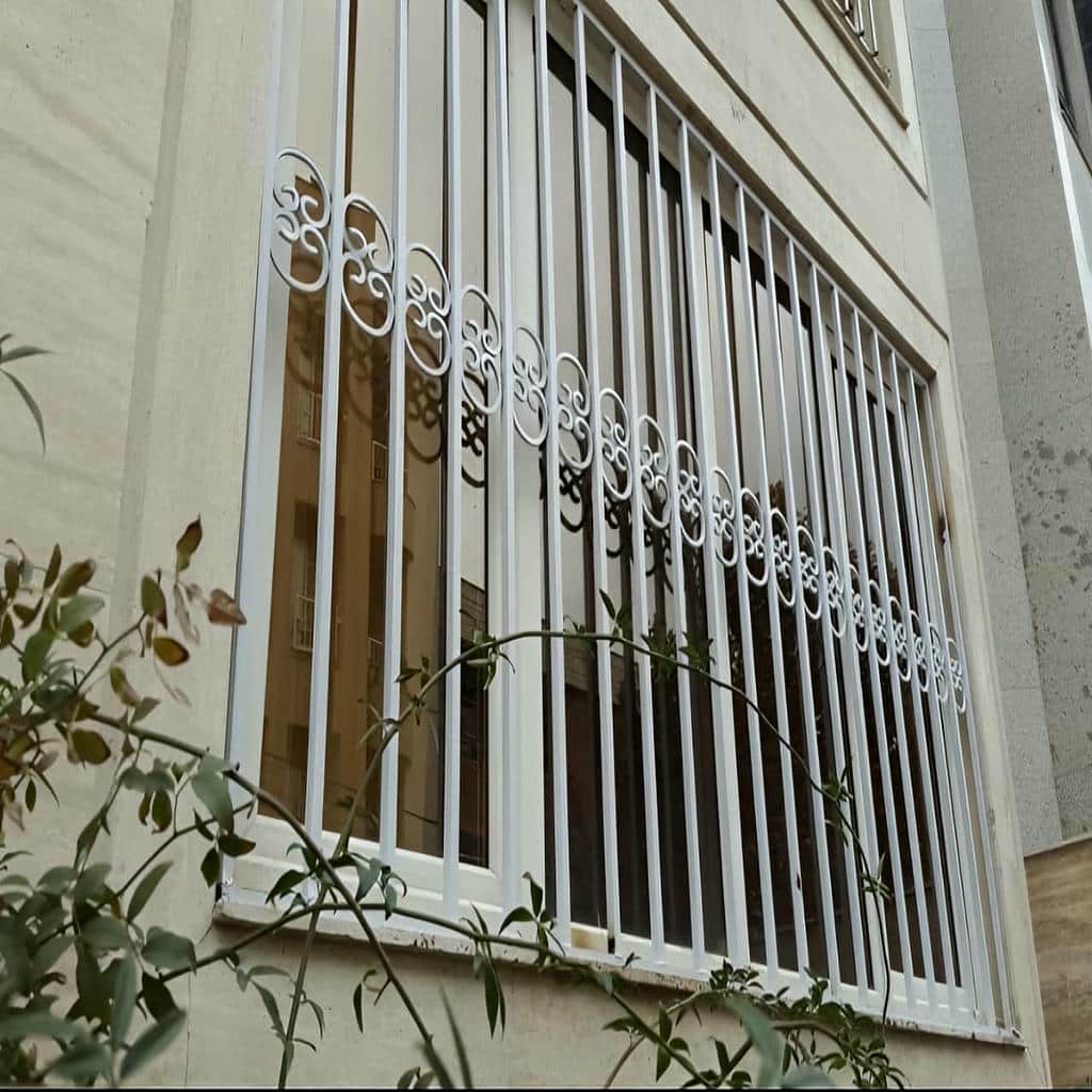 خرید حفاظ پنجره ساده در همدان