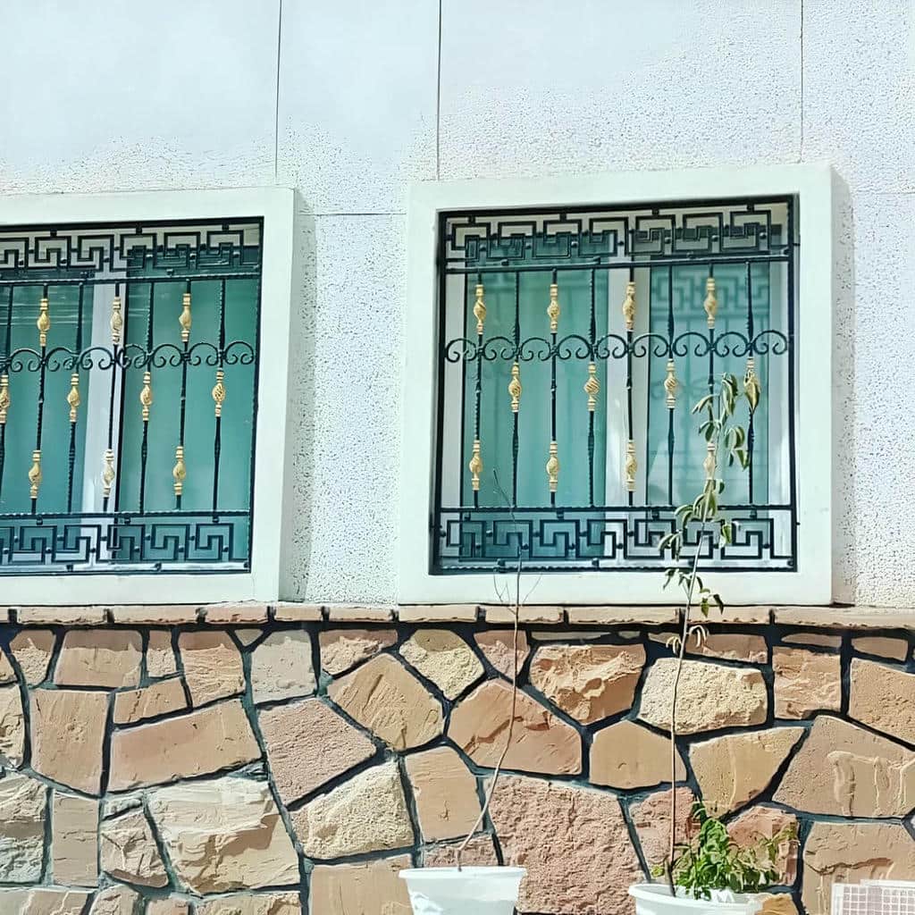 کارخانه حفاظ پنجره ضدزنگ در بندر دیلم