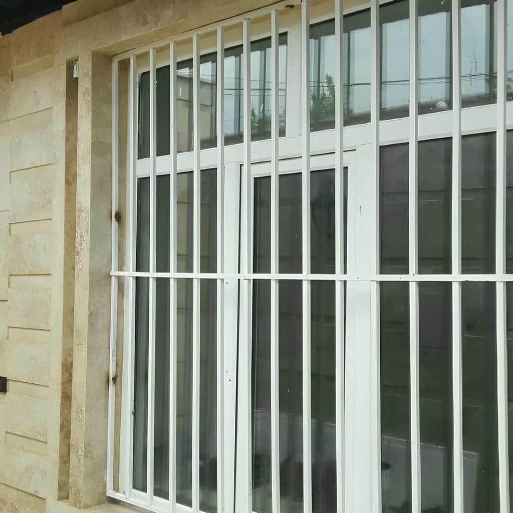 قیمت حفاظ پنجره فرفورژه در پرند