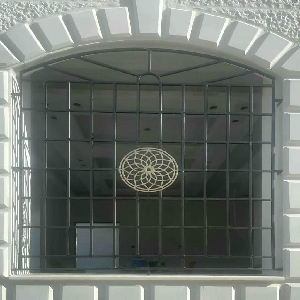 نصب حفاظ پنجره بازشو در پردیس