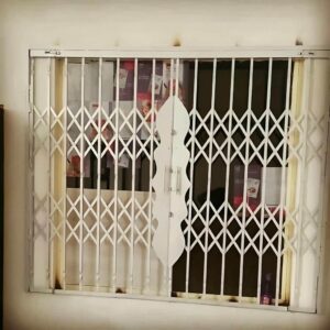 حفاظ پنجره در بندر لنگه