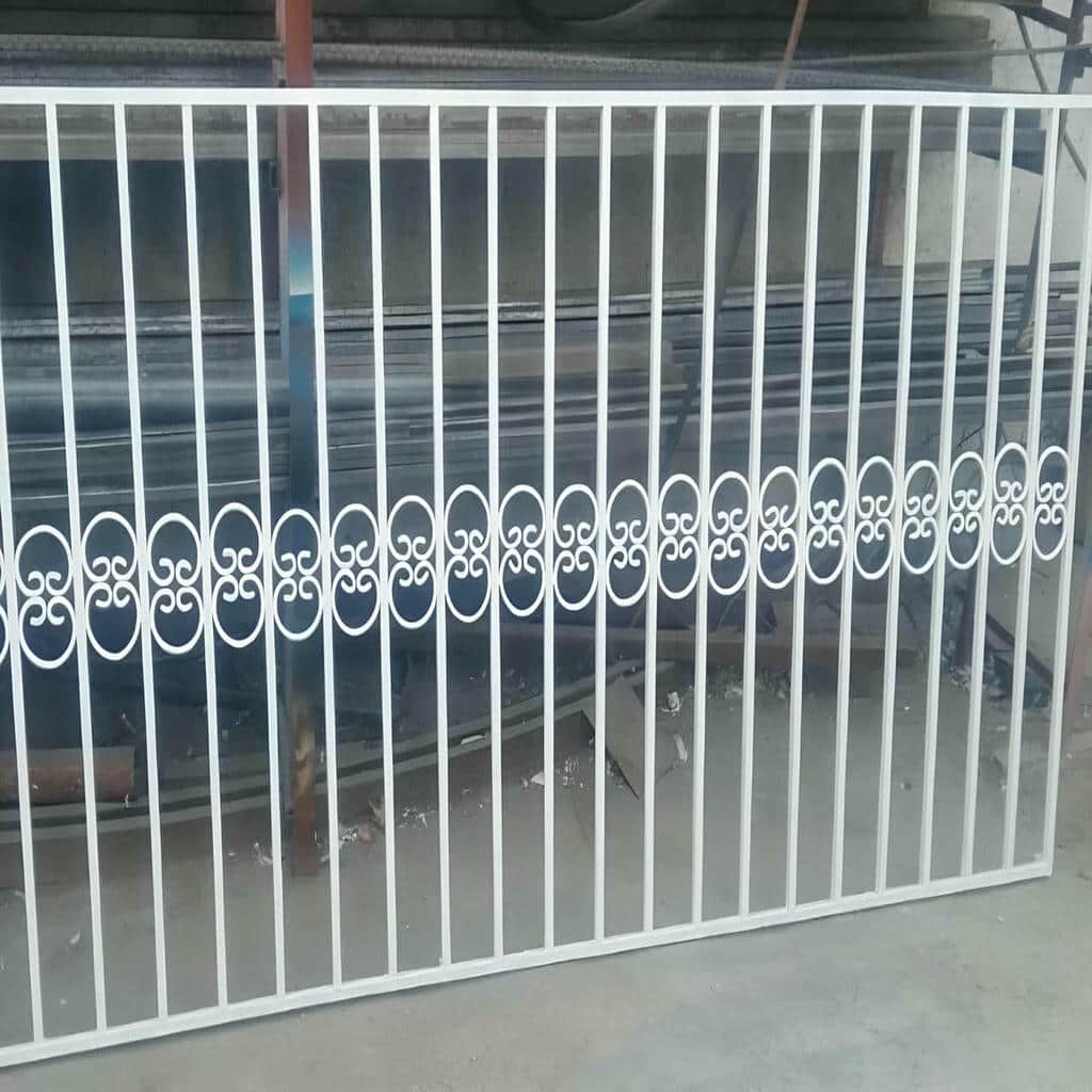 حفاظ پنجره در پردیس