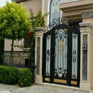 درب حیاط در نظرآباد
