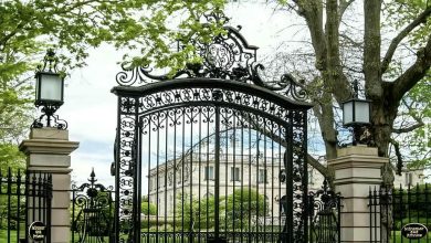 درب حیاط در مریوان