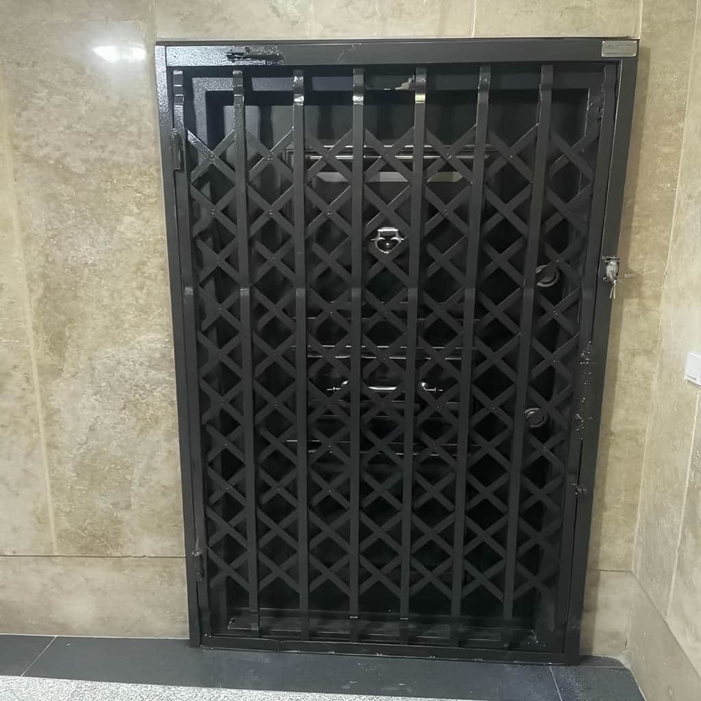 درب آکاردئونی پنج گل دوبل برای ورودی آپارتمان