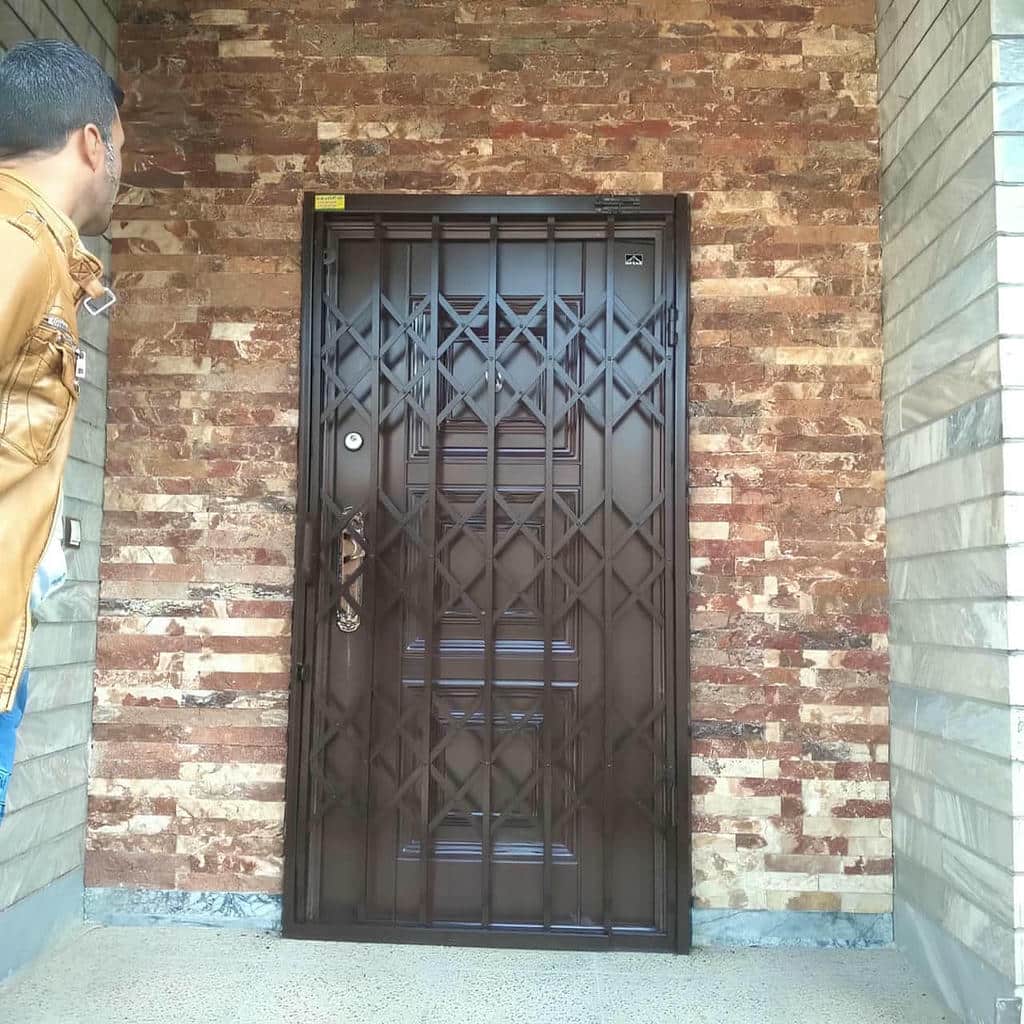 قیمت درب ریلی آکاردئونی کم جا بر اساس مشخصات