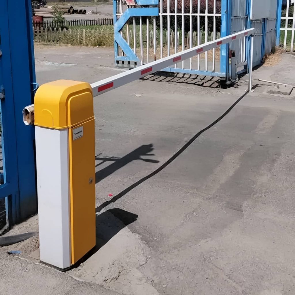 خدمات راهبند مجتمع مسکونی پلاک خوان برای نگهبانی