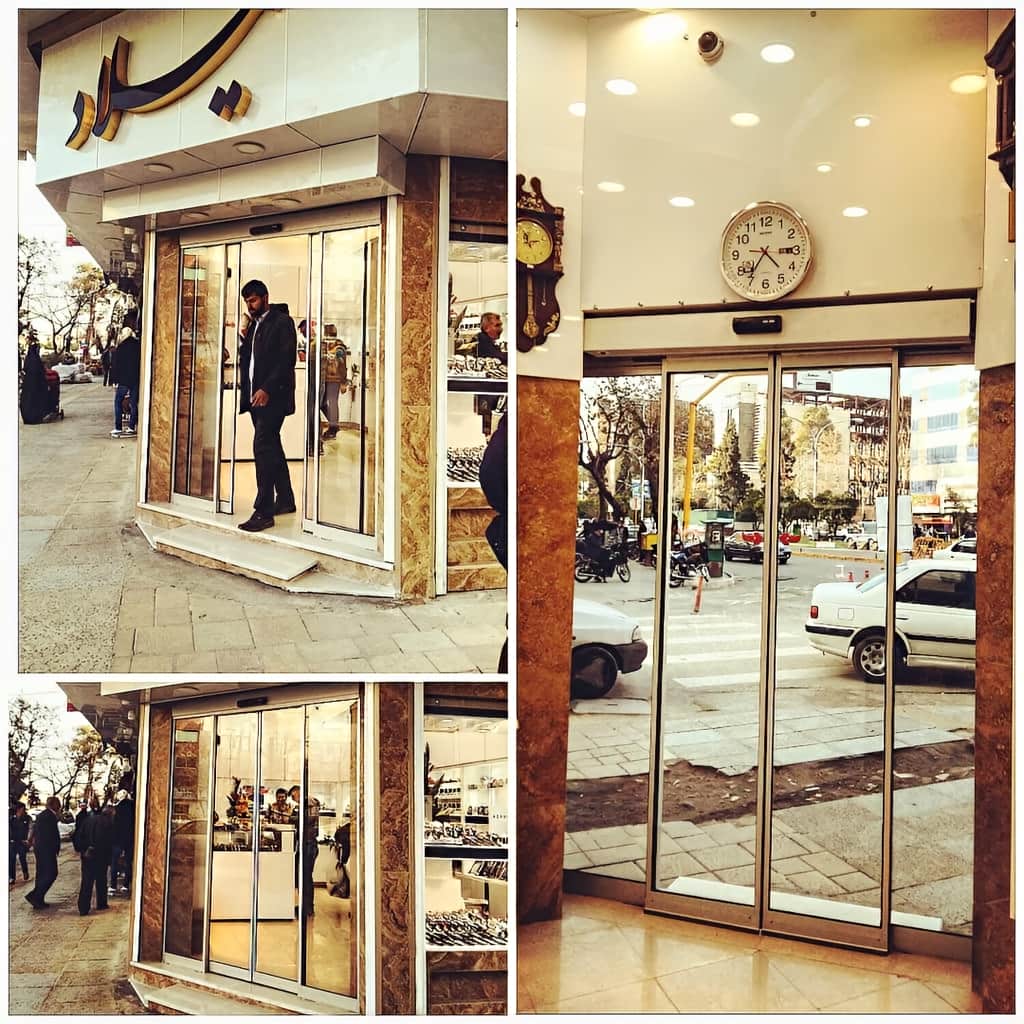 اجرای درب اتوماتیک شیشه ای گردان برای برج اداری