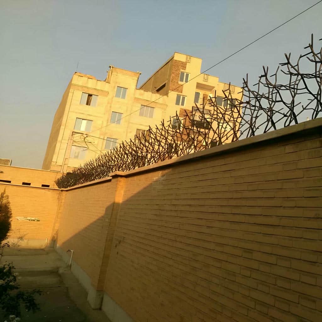 حفاظ دیوار با میلگرد آجدار مناسب دیوار پیرامونی