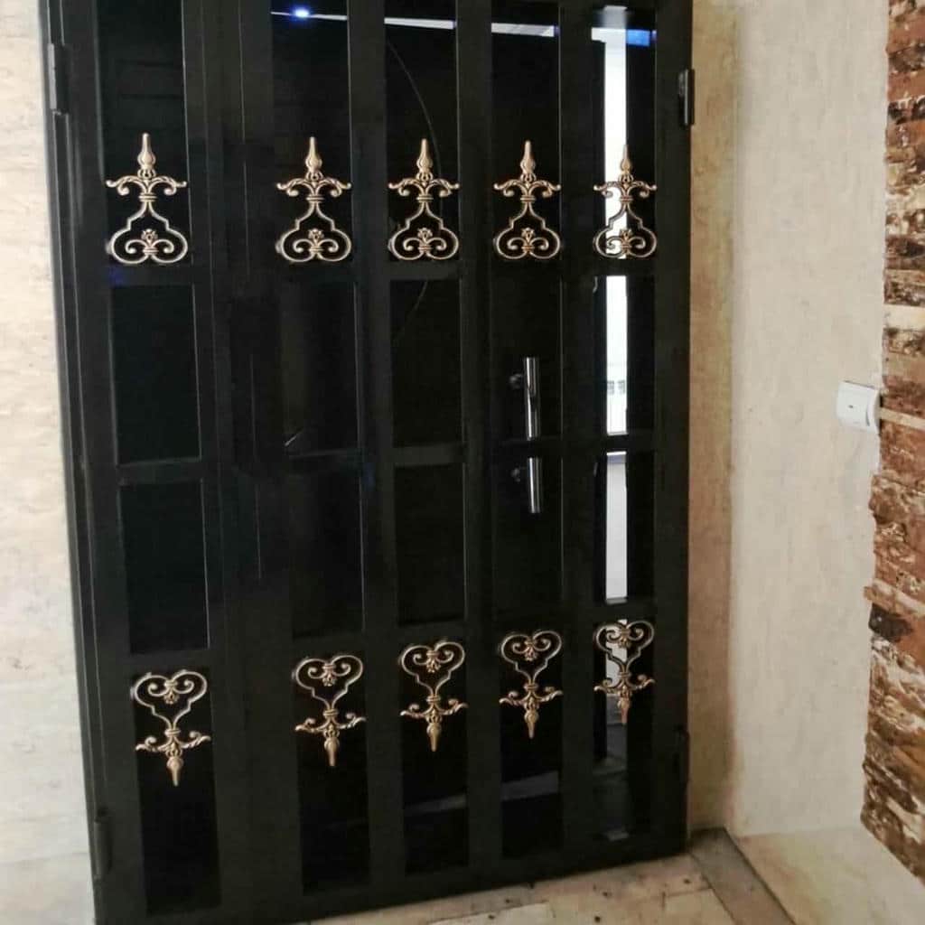 12 مدل حفاظ درب آپارتمان ضد دیلم