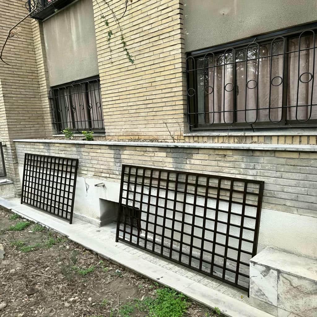 ساخت حفاظ پنجره ویلایی نمای باغ متناسب با نمای ویلا