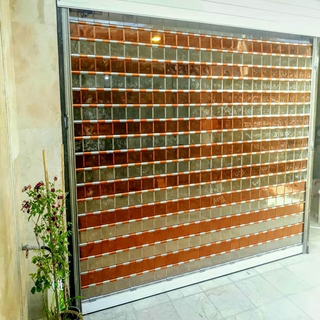 سفارش درب کرکره ای مغازه صنعتی با تیغه فولادی